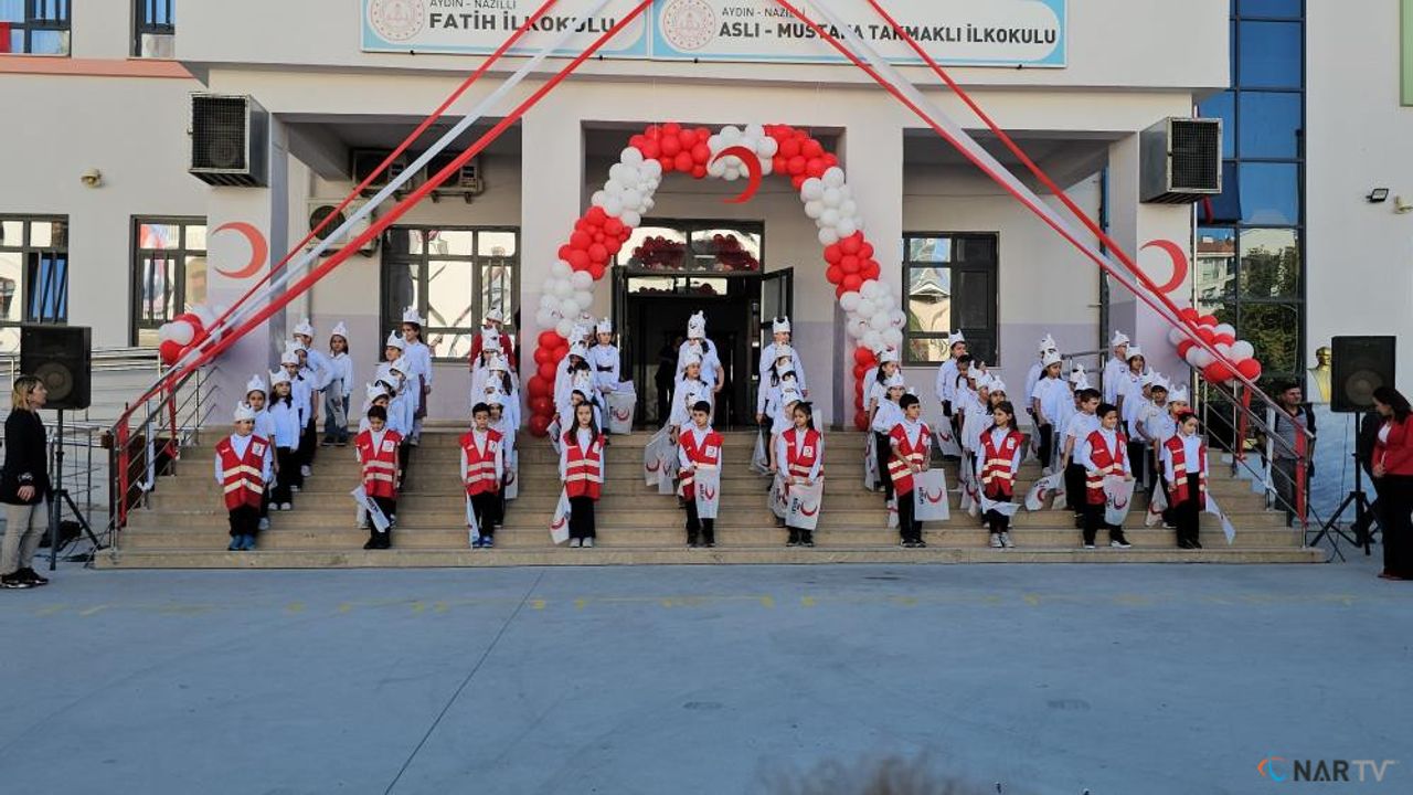 Nazilli'de Kızılay Haftası renkli görüntülerle kutlandı.