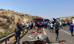 Gaziantep'te zincirleme kaza: 17 kişi hayatını kaybetti