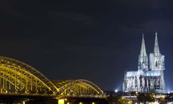 Almanya'da enerji tasarrufu: Gece ışıklandırmaları kapatıldı