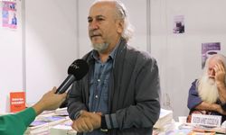 Yazar Vedat ali kızıltepe Anadolu'nun en büyük Kitap Fuarında