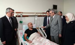 Başkan Güngör, Yaralı Polis Memurunu Hastanede Ziyaret Etti