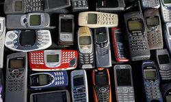 Eski cep telefonları alışveriş sitelerinde astronomik fiyata satılıyor