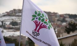 HDP'nin Hazine yardımı hesabına bloke koyuldu.