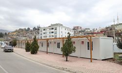 Dulkadiroğlu ilçesinde 4 noktada konteyner çarşı hazırlandı.