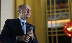 Erdoğan tazminatını Mehmetçik'e bağışladı