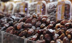 Maraş’ta fıstıklı hurma satışlarına başlandı