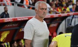 Mourinho, derbi öncesi kritik açıklamalarda bulundu