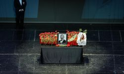 Sırrı Süreyya Önder için ,Atatürk Kültür Merkezi’nde ,tören düzenlendi.