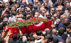 Binlerce Manisalı, Ferdi Başkanlarını gözyaşlarıyla uğurladı.