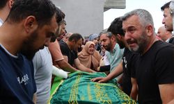 Göçük altında kalan 3 işçi toprağa verildi.