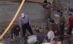 Kahramanmaraş'ta Kule Vinç devrildi: 1 İşçi hayatını kaybetti.