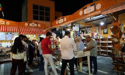 Ağustos Fuarı’nda KAMEK standı el sanatlarıyla göz dolduruyor.