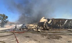 Kahramanmaraş'taki kağıt fabrikası yangını kontrol altına alındı.