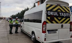 Trafik jandarması okul servisi denetimine başladı.