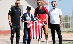Sivasspor’dan minik taraftara jest.