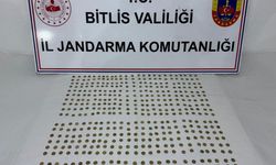 Bitlis’te Roma dönemine ait 500 adet sikke ele geçirildi.