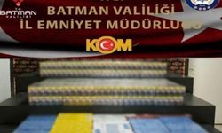 Cips kolisinden binlerce paket kaçak sigara çıktı.