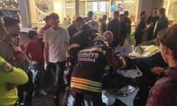 Tekirdağ'da 3 otomobil ve 2 motosiklet çarpıştı.