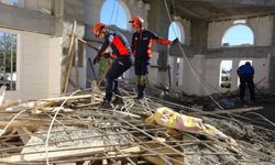 Adıyaman'da cami kubbesi çöktü: 5 yaralı