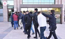 Öğretmen olacaktı, çete lideri oldu