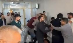 Hastane acilinde tekme tokat kavga kamerada