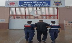 Kahramanmaraş'ta 13 hükümlü yakalanıp cezaevine gönderildi.
