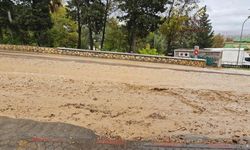 Kahramanmaraş’ta sağanak etkili oldu, su taşkınları yaşandı.