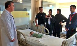 10 aylık Mahmoud’un karaciğer nakli yolculuğu mutlu bitti