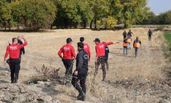 Elazığ'da kaybolan çocuk için ekipler seferber oldu.