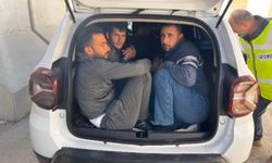 Bagajı bile göçmenlerle dolduran 3 organizatör tutuklandı