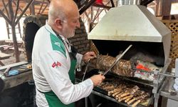 Bin yıllık yemek kültürünü 400 yıllık hana taşıdılar.