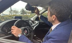 10 yıllık beyaz yaka işini bıraktı, 'kravatlı taksici' oldu