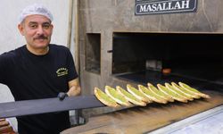 Kahramanmaraş'ta iftar sofralarının gözdesi: Fıstıklı börek