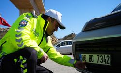 43 ilin geçiş güzergahında APP plakalı araçlar durduruldu: Sürücülere uyarı yapıldı