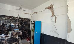 Buldan’daki Deprem İşyerlerinde Hasara Yol Açtı