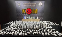 Kahramanmaraş'ta kaçak telefon ve makaron ele geçirildi