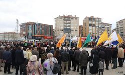 Kırşehir'de nevruz coşkusu: Davul zurna eşliğinde ateş yakıldı