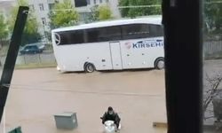 Selde Korku Dolu Dakikalar! Yaşlı Adam Son Anda Kurtarıldı