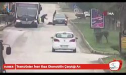 Trambüsten inen kıza otomobilin çarptığı an