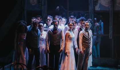 “Savaş ve Barış” oyunu Rusya’da ilk kez Türkçe sahnelenecek.