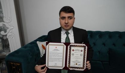 Kur'an-ı Kerim aşkı, görmeyen gözü oldu 1 yılda hafız oldu