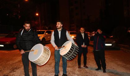 Ramazan davulcuları mesaiye başladı.