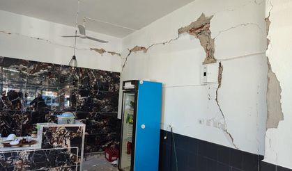 Buldan’daki Deprem İşyerlerinde Hasara Yol Açtı