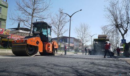 Şehirde Asfalt Çalışmaları Hız Kesmeden Devam Ediyor