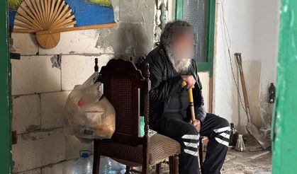 Çöp evin altından dram çıktı: "Bir senedir dışarı çıkmıyorum"