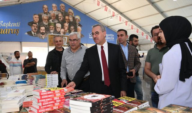 “Anadolu’nun En Büyük Kitap Fuarına Davetlisiniz”