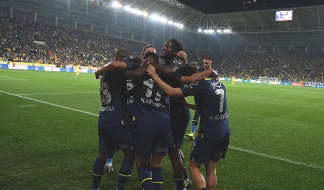 Fenerbahçe 3 puanı 3 golle aldı