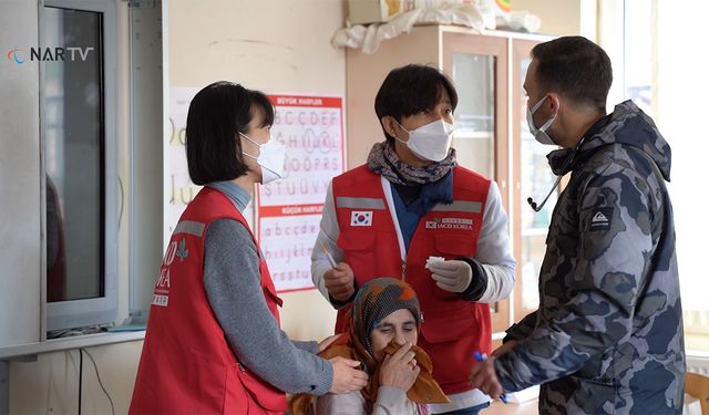 Koreli Doktorlar "Türkiye'yi asla bırakmayız" dediler.