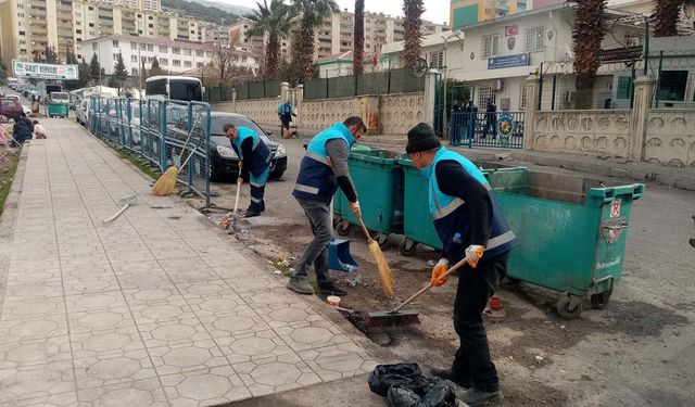 Dulkadiroğlu’nun çevre ekiplerinden yoğun çalışma