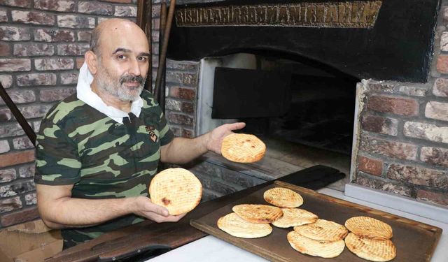 Çörek ustasının sıcakla imtihanı